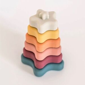 NWT in Box Three Hearts Star Silicone Teething Stacker